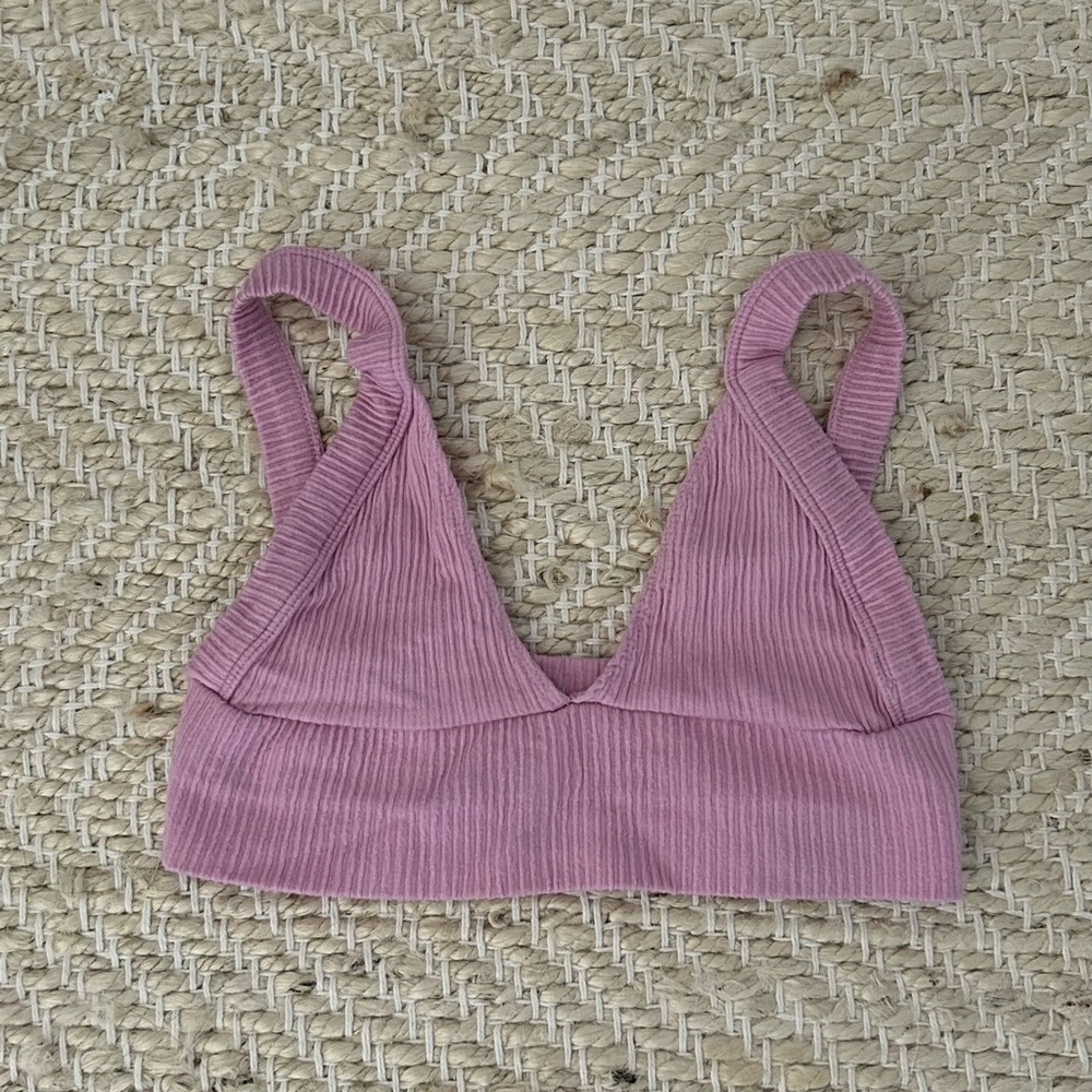 Pink ribbed bra top